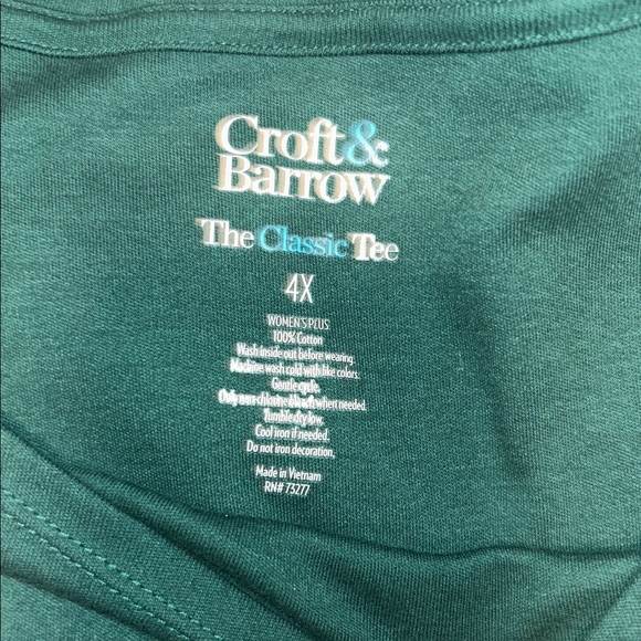 Croft & Barrow 4x Cardinal Round Neck Classic Christmas themed Long Sleeve Tee - Picture 11 of 12